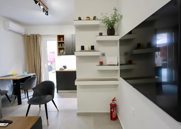 Elaion Guest House
